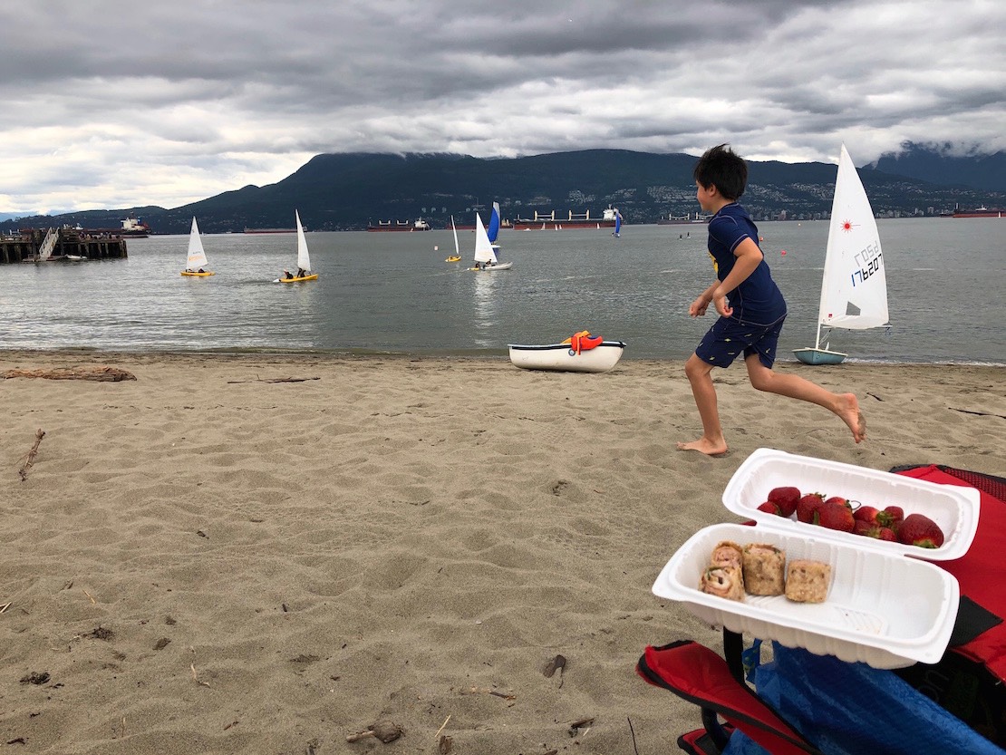 Flying by the picnic to the dinghys